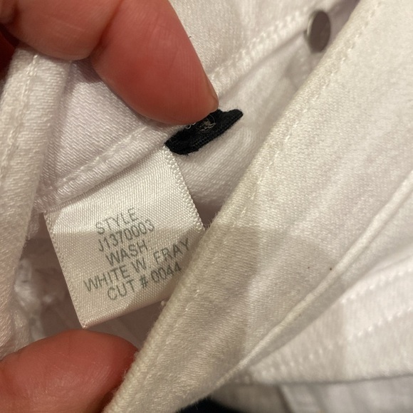 Veronica Beard / Carolyn white baby boot jeans with fray 28 - Picture 6 of 8